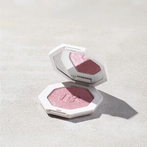 Fenty Beauty Killawatt Freestyle Highlighter Wattabrat NIB
